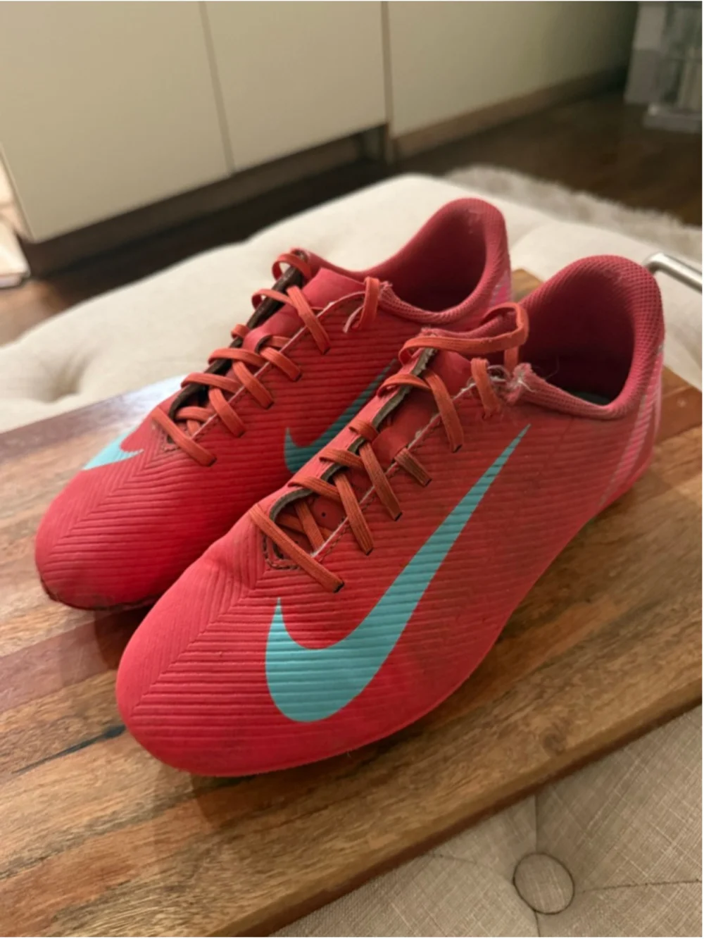 Boys Nike Soccer Cleats 6 (Big Boy) Red Blue